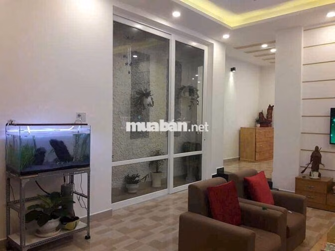 CHO THUÊ NHÀ 3 TẦNG - 5 PHÒNG NGỦ - SÂN Ô TÔ - THÔNG THIÊN HỌC ĐÀ LẠT
