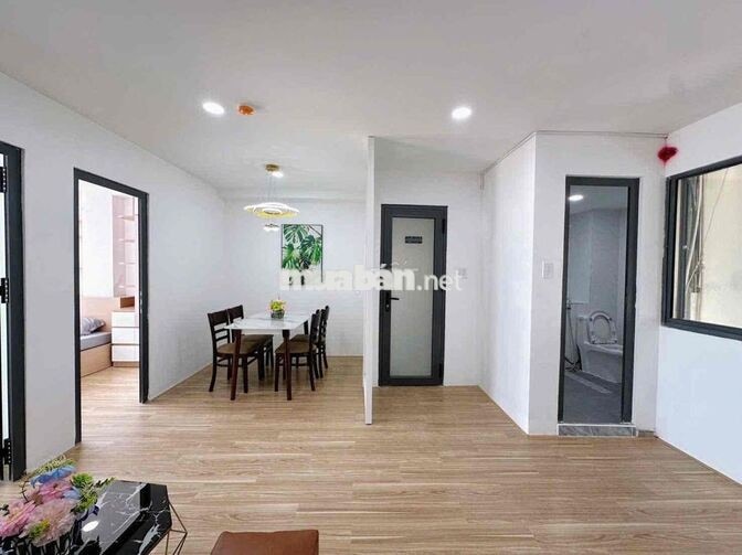 Cho thuê căn hộ 2pn1wc rộng thang máy full nt gần 3 Tháng 2 quận 10