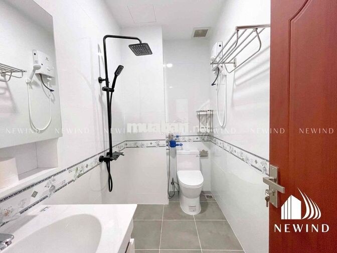 Cho Thuê Căn Studio Bancon, FREE Mọi Chi Phí, CHỈ Tính Điện