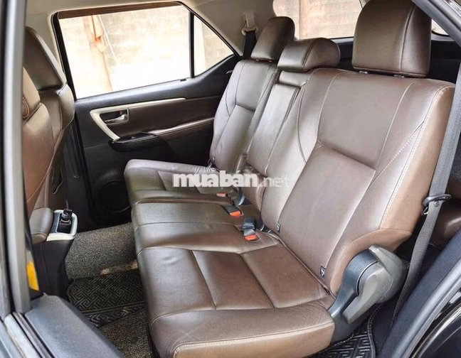 Toyota Fortuner Xăng Số Tự Động 2017 Đen