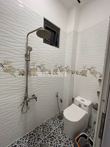 Cho thuê nhà phố mặt tiền Tân xuân hóc môn