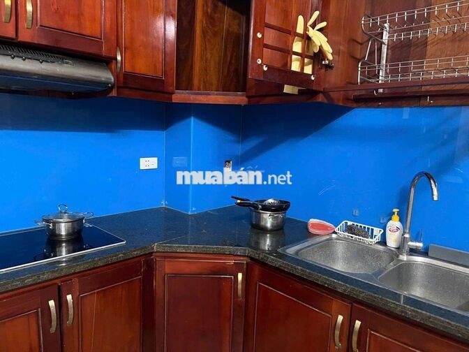CHO THUÊ NHÀ SIÊU RẺ TẠI PHỐ LẠC LONG QUÂN, 35M2, 3 NGỦ, FULL ĐỒ