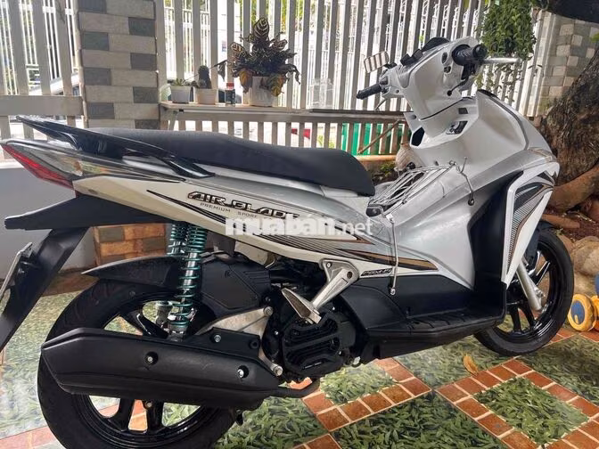 Honda Air Blade 2012 Trắng