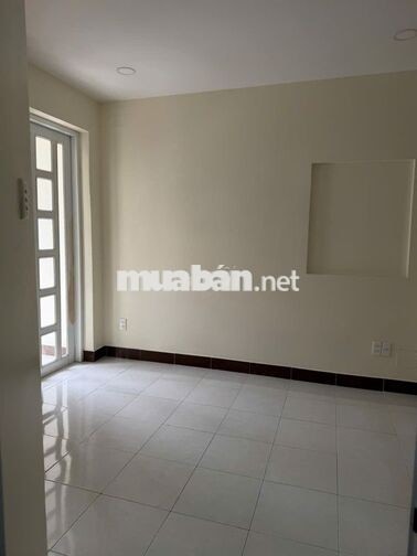 NHÀ MỚI 3PN HẺM 4M HOÀ HẢO QUẬN 10
