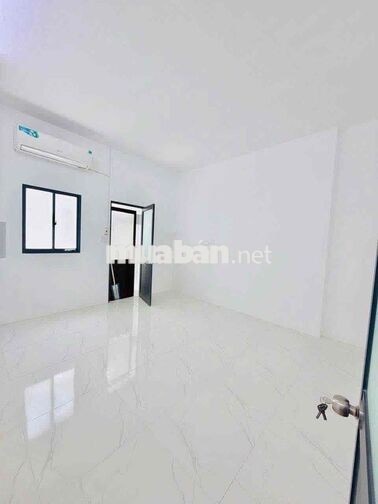 NHÀ NGUYÊN CĂN 2PN2WC KẾ CẦU CHỮ Y Q5 Q8
