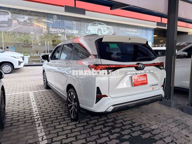 Toyota Veloz Cross TOP (CVT) 2025 6.000km HÃNG