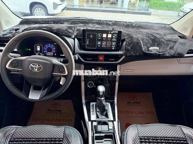 Toyota Veloz Cross TOP (CVT) 2025 6.000km HÃNG