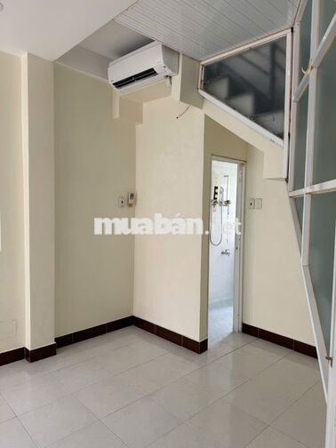 NHÀ MỚI 3PN HẺM 4M HOÀ HẢO QUẬN 10