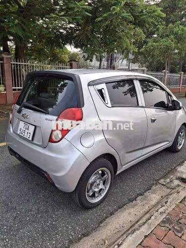 Chevrolet Spark 2017 MT Số sàn Bạc