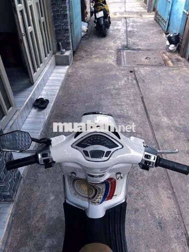 Piaggio Vespa up Sprint 125ie 3V Trắng