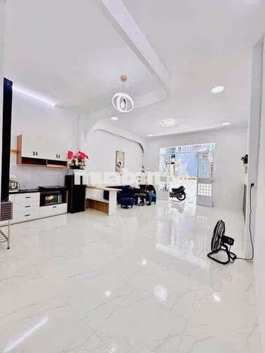 NHÀ NGUYÊN CĂN 2PN2WC KẾ CẦU CHỮ Y Q5 Q8