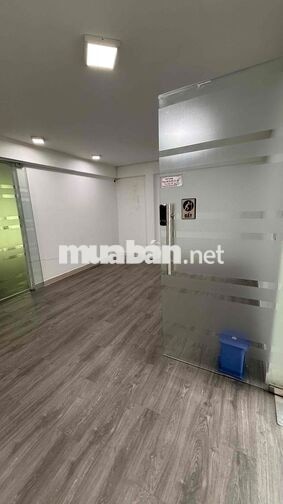 Văn phòng trống suốt 60m khu Tân Quy Đông gần Lotte