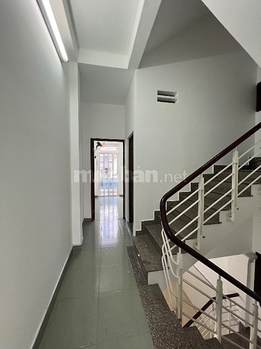 4Tầng BTCT 5pn HXH NGUYỄN SƠN - PHÚ THỌ HOÀ