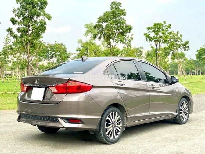 Honda City Top 2018 tự động màu xám