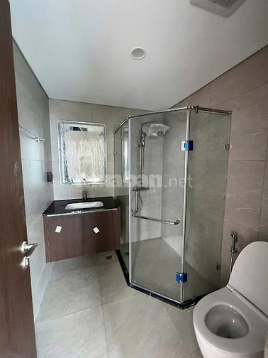 Cho thuê Duplex Central Plaza- 200m2 - 3PN, 1 trệt 1 lầu giá 19,5 tr/t