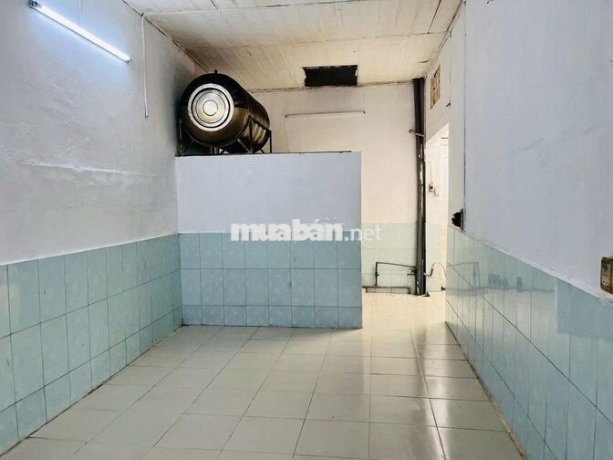 GIÁ TỐT - 42,8m2 Nguyễn Chế Nghĩa, Q8. Nhà cấp 4 sát mặt tiền 30m.