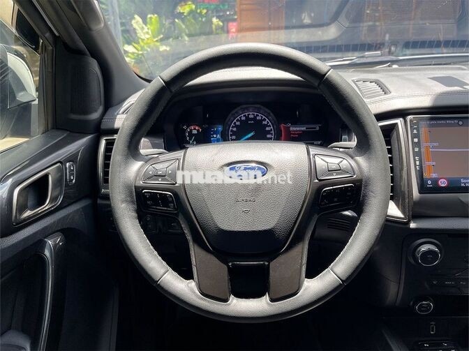 Ford Everest Titanium 2018 2 Cầu 4x4 – Full Hãng