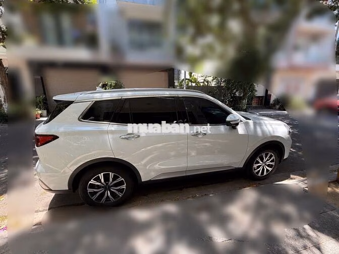 Ford Territory Trắng 5 chỗ 4392 km