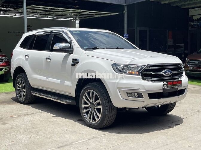 Ford Everest Titanium 2018 2 Cầu 4x4 – Full Hãng