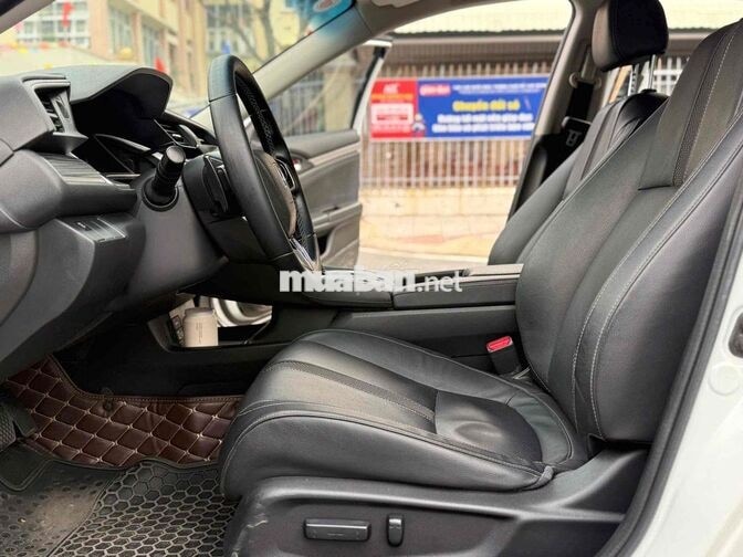 Honda Civic Gen 10 Bản G 2021 Trắng 9 vạn km