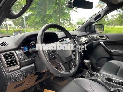 Ford Everest Titanium 2021 Đen 55.000km