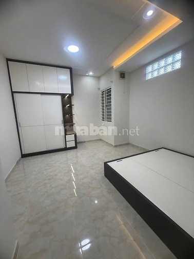 Nhà mới Lê Văn Thịnh 62m2 ngang 5m 4 tầng 4PN hẻm ô tô giá 7,6 tỷ