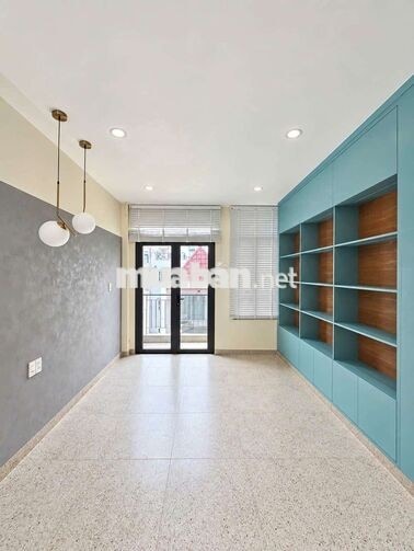 NHÀ HUỲNH VĂN BÁNH, 55M2, 4 TẦNG, Ô TÔ NGỦ NHÀ, NHỈN 8 TỶ TL