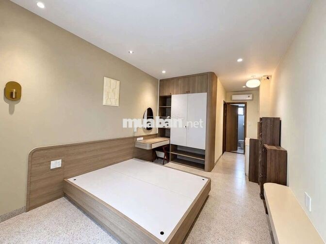 NHÀ HUỲNH VĂN BÁNH, 55M2, 4 TẦNG, Ô TÔ NGỦ NHÀ, NHỈN 8 TỶ TL