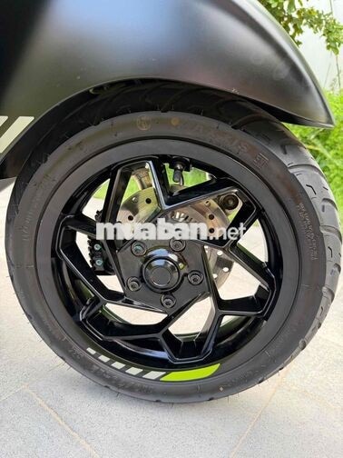 Vespa 125 Tech 2025 Đen siêu lướt Hỗ trợ góp