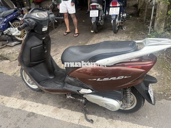 Honda Lead 2012 Chính chủ rin nguyên êm ru ,đẹp