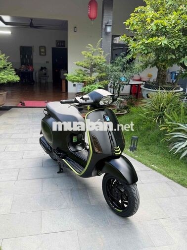 Vespa 125 Tech 2025 Đen siêu lướt Hỗ trợ góp