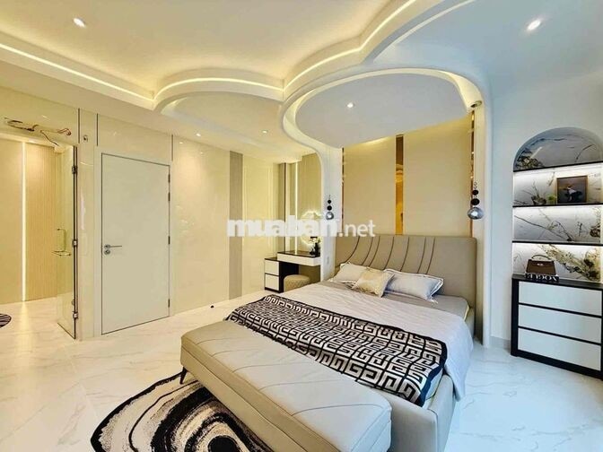 Lý Thường Kiệt/ Nhà 5 Tầng mới xây, 8,8Tỷ còn giảm thêm