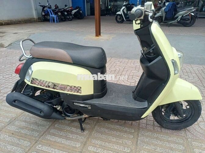 Yamaha CUXI 2014 Vàng kem