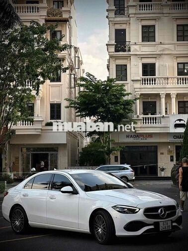 . #Mercedes_C200