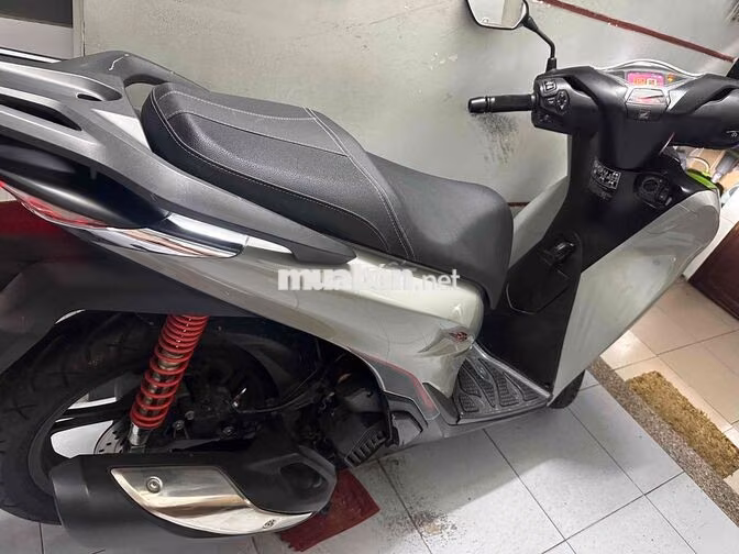 Honda SH 160 Thể thao Xám xi măng 15.641 km