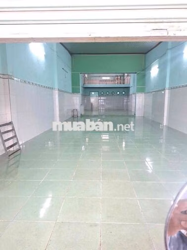 cho thuê nhà rộng trống suốt gác lửng mới tinh hẻm xe tải ngay ngã 5vl