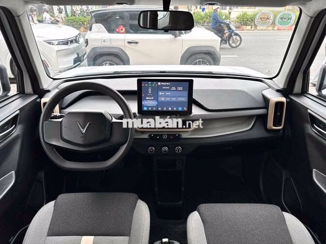 Vinfast VF3 2025 Trắng 10.000km Mua Pin