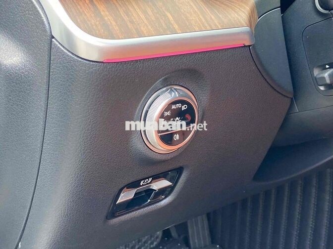 . #Mercedes_C200