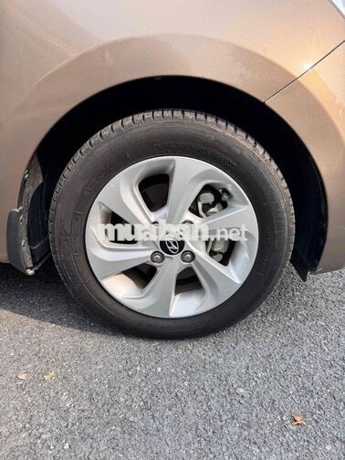 Hyundai i10 2017 Tự động, xe rất đẹp !
