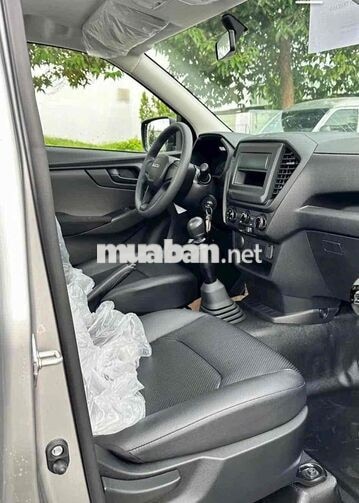 Isuzu D-Max Bạc 2 chỗ