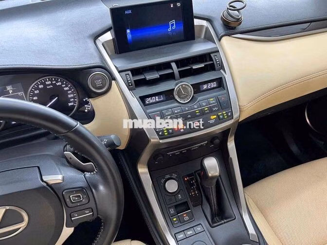 Lexus NX 200t 2015