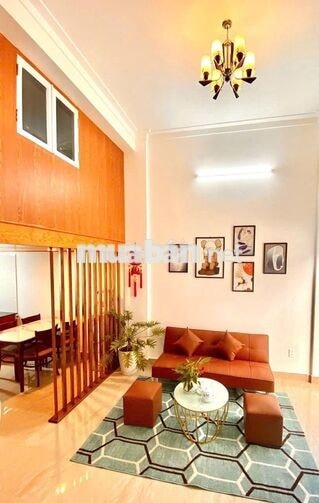 CHO THUÊ CĂN HỘ 2 PN FULL NỘI THẤT CÓ CỬA SỔ P8 GIÁ 7 TRIỆU/THÁNG