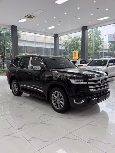 Bán Land Cruiser LC300 sản xuất 2024, full Bodykit chính hãng.