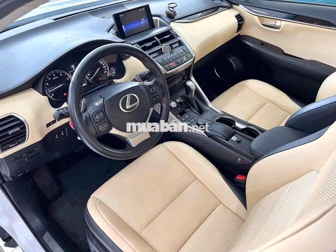 Lexus NX 200t 2015