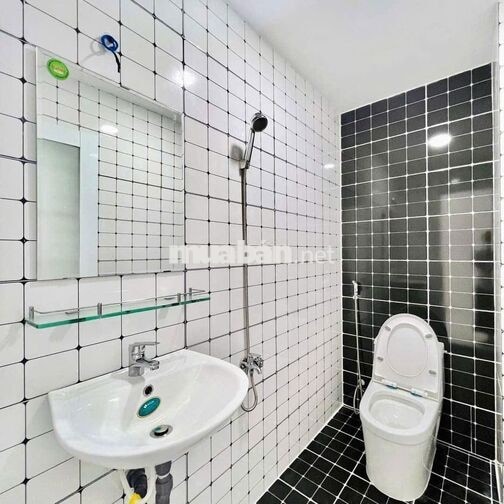 Cho thuê nhà HXT 491/6B Huỳnh Văn Bánh P.13, Q.Phú Nhuận.