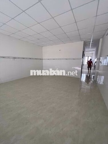 Cho thuê nhà mặt tiền đường 7m5 gần Nguyễn Phước Nguyên Sạch sẽ Rô