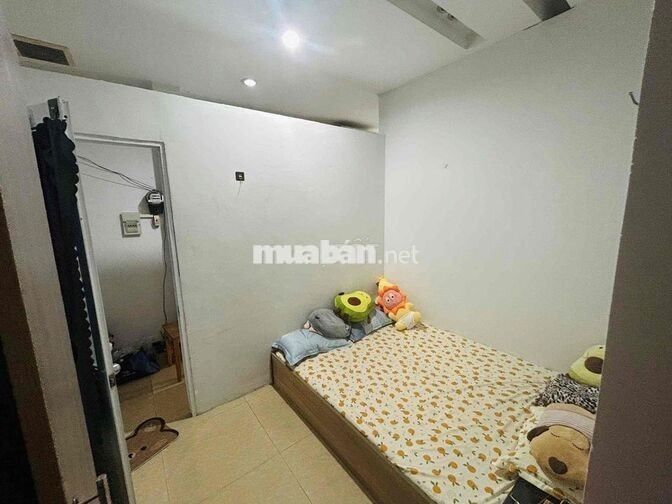 Pass CHDV 2PN, 1WC gần sân bay, cv gia định