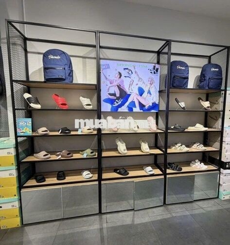 CHO THUÊ NHÀ MẶT TIỀN 66 NGUYỄN TRÃI, Q5 – NGANG 5M, 80M², 80TR