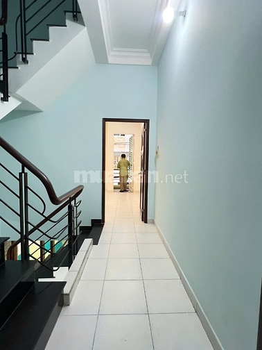 Cho thuê nhà mới đẹp 4 tầng lầu Hẻm Xe Hơi Hẻm 565 Nguyễn Trãi, P7, Q5