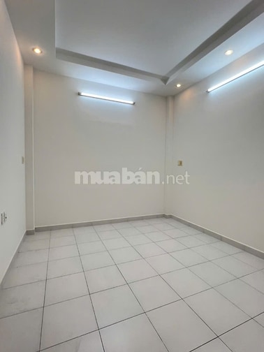 Cho thuê nhà mới đẹp 4 tầng lầu Hẻm Xe Hơi Hẻm 565 Nguyễn Trãi, P7, Q5